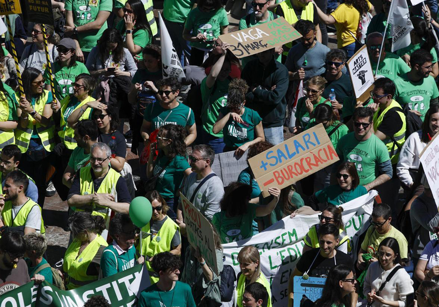 Manifestants en vaga, al carrer en València
